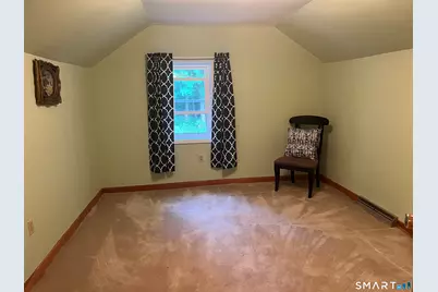 32 Homestead Avenue, Derby, CT 06418 - Photo 11