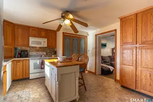 70 Orange St, Stratford, CT 06615 - Photo 5