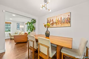 12 Iroquois Rd, West Hartford, CT 06117 - Photo 5