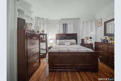 865 Iranistan Avenue, Bridgeport, CT 06604 - Photo 9