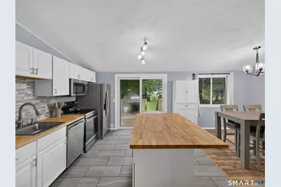 6 Pennywise Lane, Ledyard, CT 06339 - Photo 9