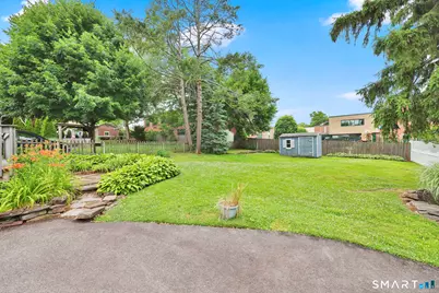 76 Somerset Street, Wethersfield, CT 06109 - Photo 5