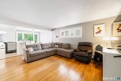 21 Fountain Terrace, New Haven, CT 06515 - Photo 9