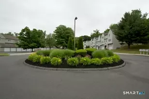 40 Cornerstone Ct, Southington, CT 06479 - Photo 29