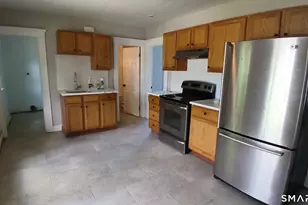 82 Wolcott Ave, Torrington, CT 06790 - Photo 3
