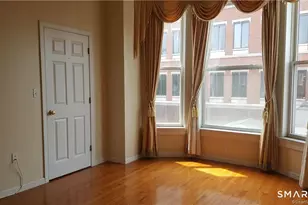 7173 Whitney Ave, New Haven, CT 06510 - Photo 5