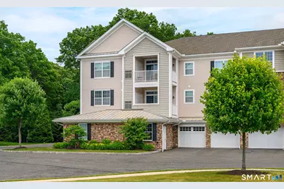 832 Brookside Court #832, Newtown, CT 06470 - Photo 3