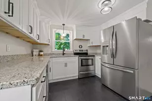 100 Northview Dr, South Windsor, CT 06074 - Photo 5