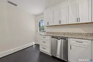 100 Northview Dr, South Windsor, CT 06074 - Photo 7