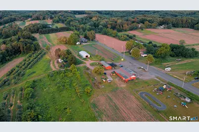 810 Dunbar Hill Road, Hamden, CT 06514 - Photo 31