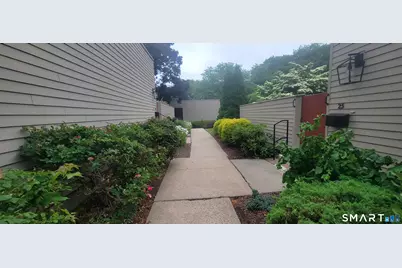 37 Charlton Hill Road #37, Hamden, CT 06518 - Photo 3