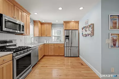 427 Reef Road, Fairfield, CT 06824 - Photo 9