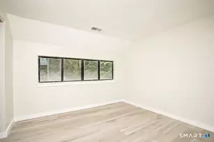 8 Laurel Ln, Avon, CT 06001 - Photo 27