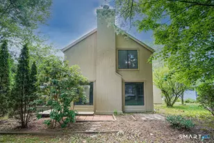 8 Laurel Ln, Avon, CT 06001 - Photo 3