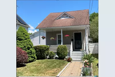 47 Annawon Avenue, West Haven, CT 06516 - Photo 1