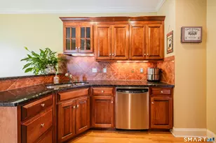 159 Bradford Walk, New Britain, CT 06053 - Photo 7