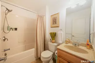 159 Bradford Walk, New Britain, CT 06053 - Photo 19