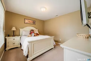 159 Bradford Walk, New Britain, CT 06053 - Photo 21