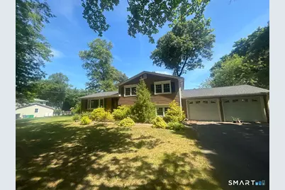 21 Larson Drive, North Haven, CT 06473 - Photo 3