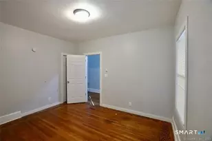 389 Orchard St, New Haven, CT 06511 - Photo 5