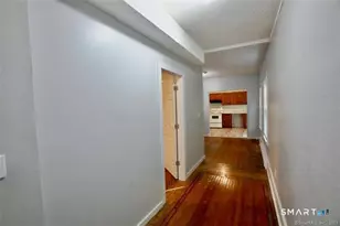 389 Orchard St, New Haven, CT 06511 - Photo 3