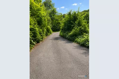 1080 Hoop Pole Road, Guilford, CT 06437 - Photo 3