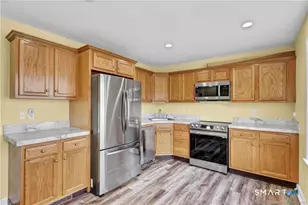 220 Alder St, Waterbury, CT 06708 - Photo 17