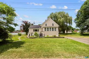4 Gloria Rd, Cromwell, CT 06416 - Photo 1