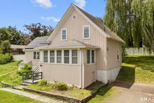 4 Gloria Rd, Cromwell, CT 06416 - Photo 3