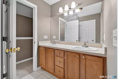 29 Town Hill Avenue #7, Danbury, CT 06810 - Photo 19