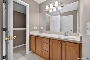 29 Town Hill Ave, Danbury, CT 06810 - Photo 19