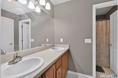 29 Town Hill Avenue #7, Danbury, CT 06810 - Photo 17