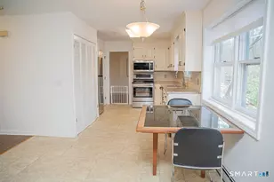 100 White Birch Dr, Guilford, CT 06437 - Photo 9