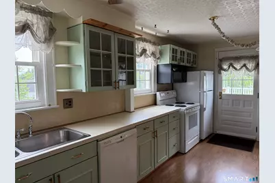 33 Randolph Avenue, Thomaston, CT 06787 - Photo 11