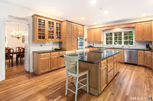 235 Hawks Hill Rd, New Canaan, CT 06840 - Photo 19