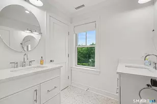 160 Forest St, New Canaan, CT 06840 - Photo 15