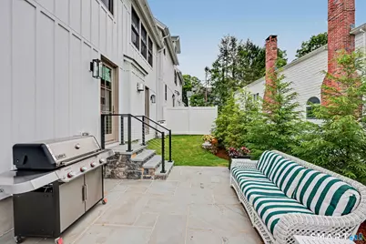 160 Forest Street #160, New Canaan, CT 06840 - Photo 25