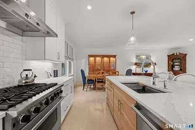160 Forest Street #160, New Canaan, CT 06840 - Photo 9