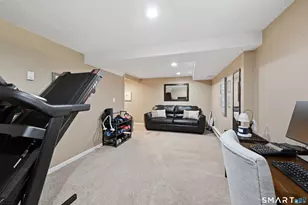 8 Winthrop Rd, Bethel, CT 06801 - Photo 27