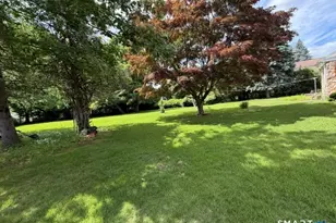 46 Sherman Ave, Trumbull, CT 06611 - Photo 9
