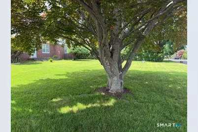 46 Sherman Avenue, Trumbull, CT 06611 - Photo 5