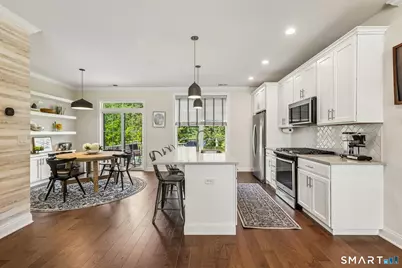 21 Brentwood Circle, Danbury, CT 06810 - Photo 5