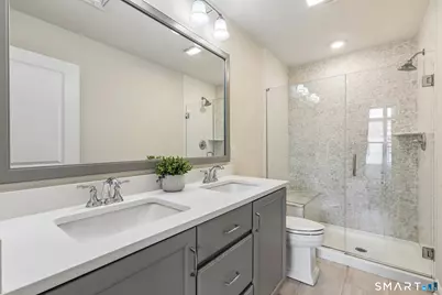 21 Brentwood Circle, Danbury, CT 06810 - Photo 17
