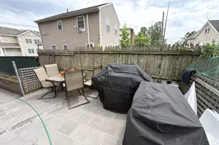 8 Erwin Pl, New Britain, CT 06051 - Photo 25