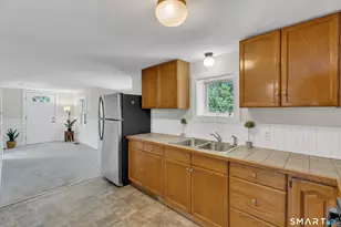 34 Sunset Ave, Old Saybrook, CT 06475 - Photo 11