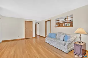 296 Phoenix St, Vernon, CT 06066 - Photo 5
