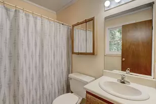 37 Torpey Dr, East Hartford, CT 06108 - Photo 13