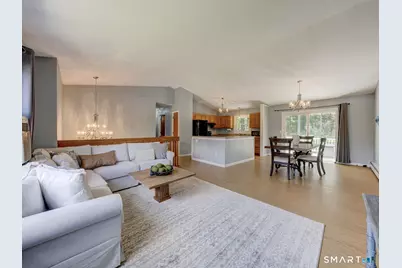 37 Torpey Drive, East Hartford, CT 06108 - Photo 3