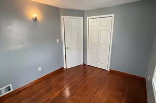 290 Priscilla St, Bridgeport, CT 06610 - Photo 5