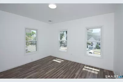 15 Walnut Street, West Haven, CT 06516 - Photo 11